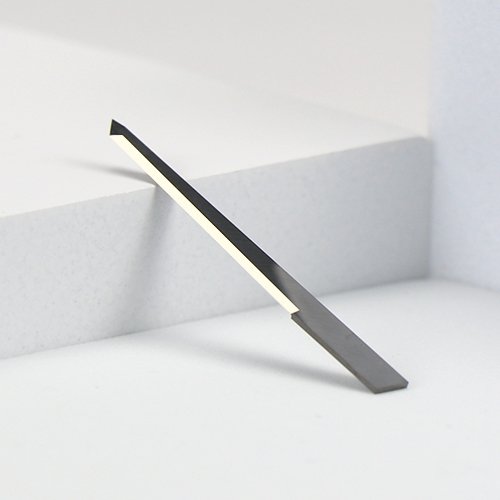Oscillating blade