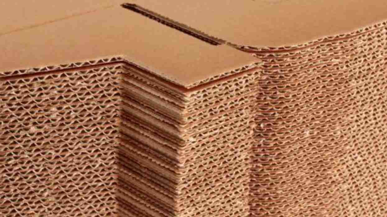 Side-by-side comparison of a clean cut versus a cut with burrs and deformation