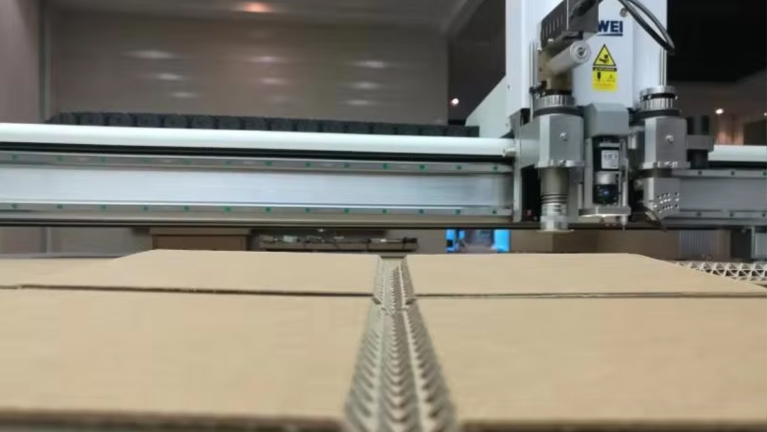 A close-up comparison of a clean cut vs a cut with burrs