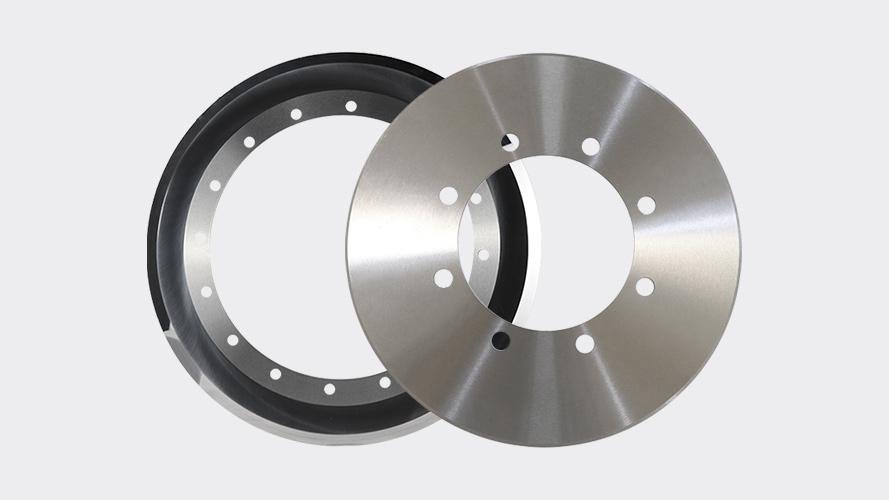 Tungsten carbide blade vs steel blade comparison