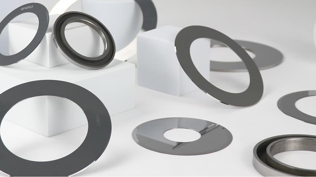A high-precision industrial cutting blade from PASSION in action