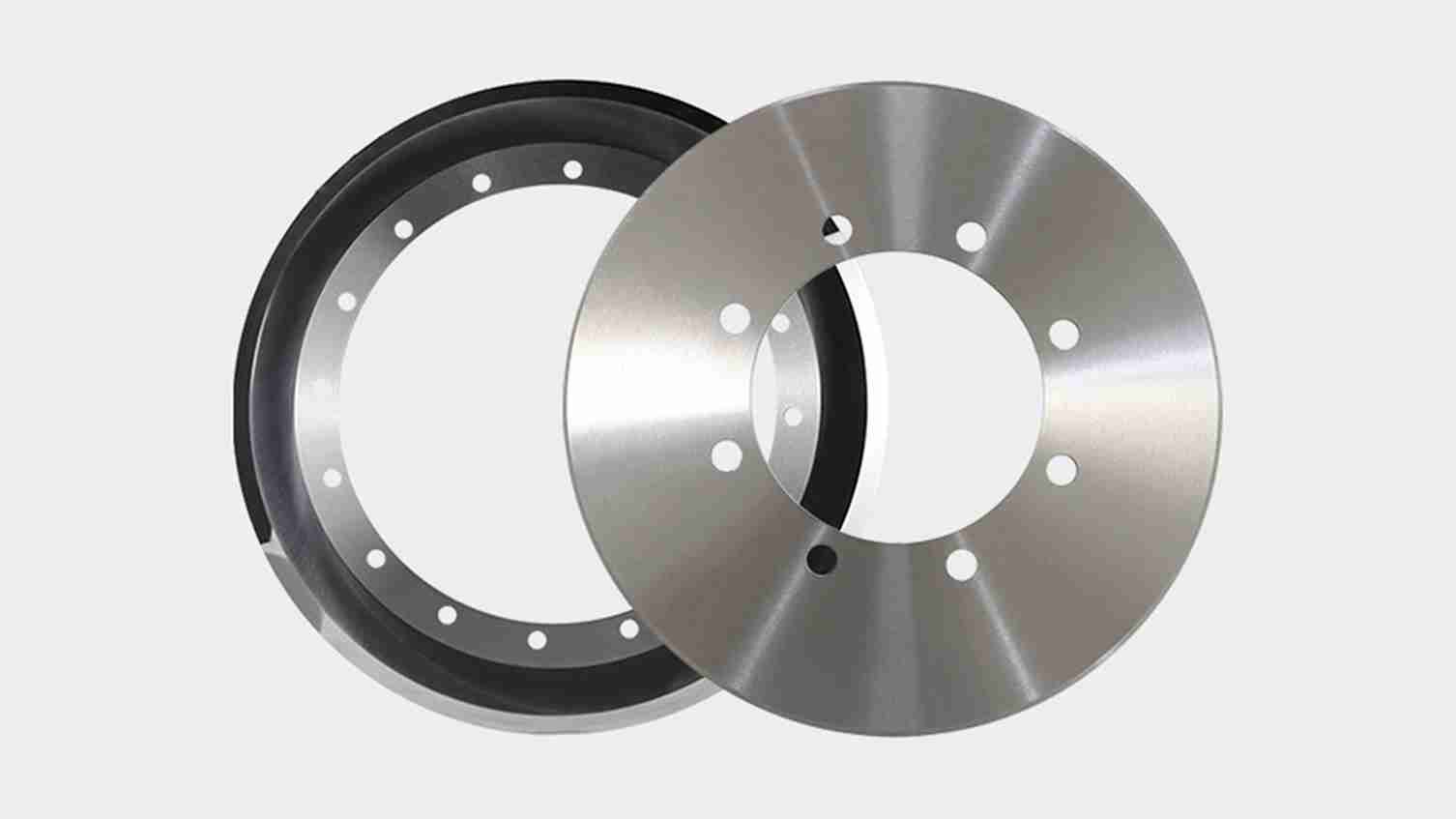 Two blades side-by-side, one worn and chipped, one new