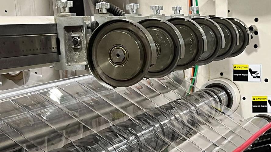 A factory floor with a machine running smoothly without interruptions